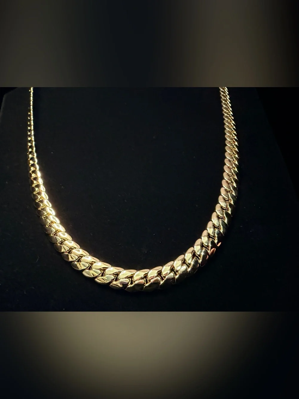 Miami Cuban 22in 8MM 14K Stamped gold filled necklace w/Box Lock. Rare Length